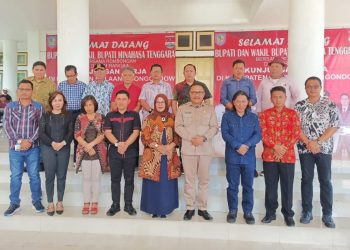 Kunjungi Bolmong, James Sumendap Disambut Langsung Bupati Limi Mokodompit