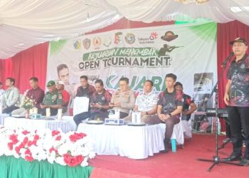 Wakili Wali Kota, Kepala Dispora Kotamobagu Buka Kejuaraan Menembak Piala Kajari