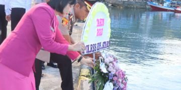 Sambut Hari Bhayangkara ke-77, Polres Kepulauan Sitaro Gelar Upacara Tabur Bunga