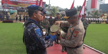 Sambut Hari Bhayangkara ke-77, Polda Sulut Gelar Upacara Pengambilan dan Penyerahan Air Suci