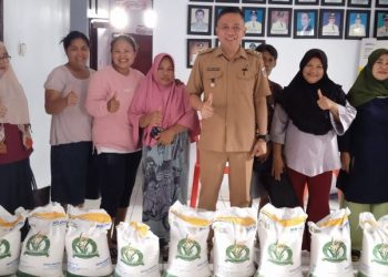 Kelurahan Gogagoman Salurkan CBP Kepada 522 KPM
