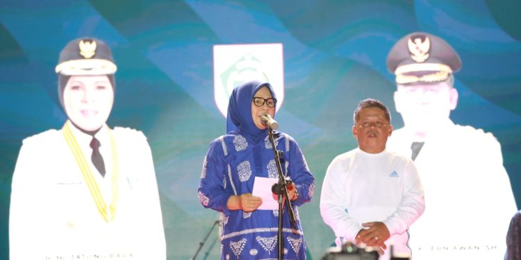 Berlangsung Meriah, Tatong dan Nayodo Beserta Forkopimda Hadiri Pesta Rakyat