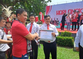 Gubernur Beri 9 Penghargaan Penyelenggara PPA, 1 Diantaranya Kasat Reskrim Polresta Manado