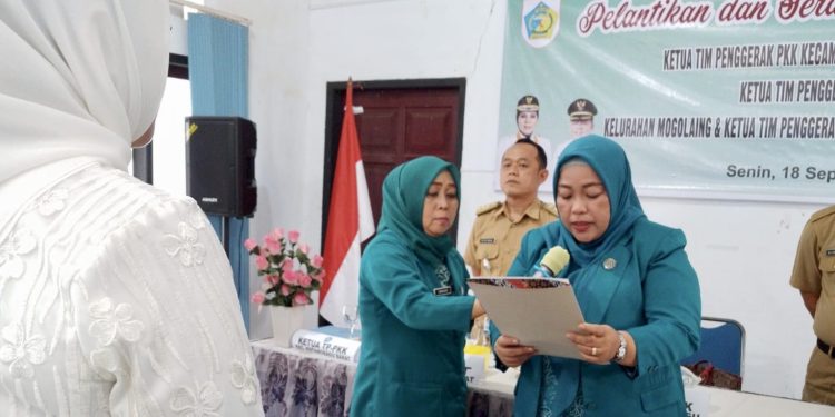 Ketua TP PKK Kotamobagu Lantik Sejumlah Pengurus Kecamatan dan Kelurahan/Desa