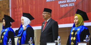 Wali Kota Asripan Nani Hadiri Wisuda IKTGM Kotamobagu