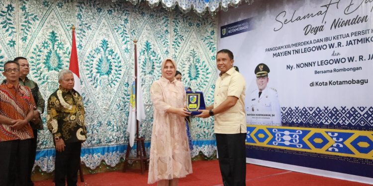 Wali Kota Tatong Bara Terima Kunjungan Pangdam VIII Merdeka