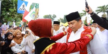 Asripan Nani Dampingi Wagub Steven Kandouw Hadiri Pelantikan BKMT Provinsi Sulut