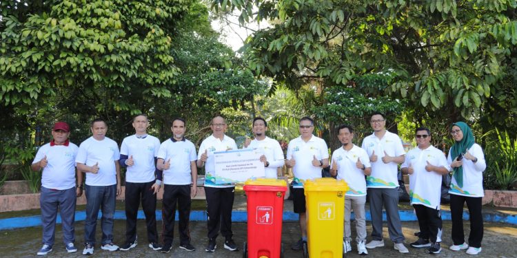 Pemkot Kotamobagu dan PLN Gelar Aksi Bersih Lingkungan