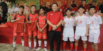 Wagub Steven Kandouw Buka Turnamen Sepakbola Soekarno Cup U-17