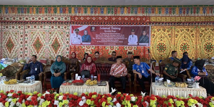 Didampingi Ketua TP-PKK, Wali Kota Asripan Nani Temui Masyarakat Kotamobagu Utara