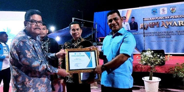 KNPI Award 2023, La Andi Raih Penghargaan Pemuda Inspiratif