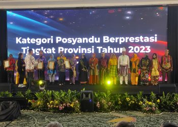 Dipimpin Tendi Ponubu, Motoboi Besar Raih Penghargaan Posyandu Terbaik dari Kemenkes RI