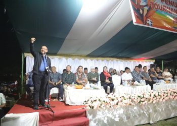 Pj Wali Kota Kotamobagu Asripan Nani Tutup Turnamen Sepak Bola Motoboi Cup 2023