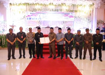 Asripan Nani, Hadiri Rapat Paripurna Persetujuan Ranperda APBD 2024