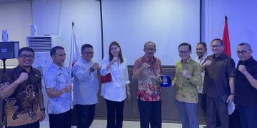 Terus Berbenah, Asripan Nani Usulkan Pembenahan Stadion Gelora Ambang dan Nunuk ke Kemenpora RI