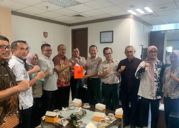 Siaga Kebencanaan, Asripan Nani Serahkan Proposal Usulan Bantuan dan Peralatan ke BNPB