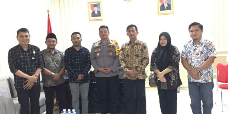 Pasca Dilantik, Komisioner KPU Silaturahmi Dengan Kapolres Kotamobagu