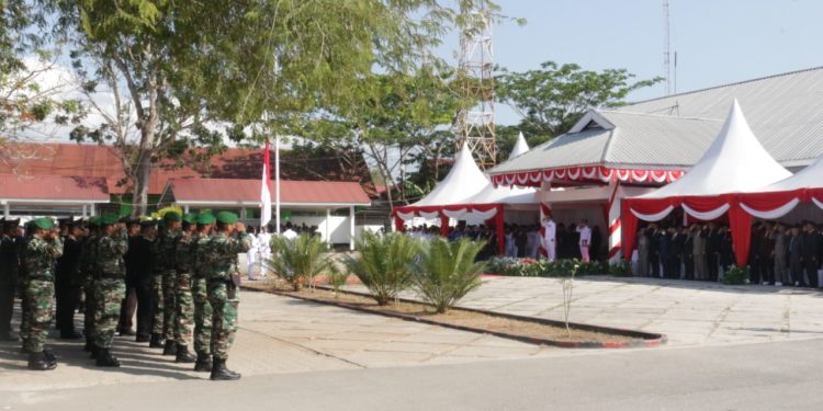 Peringati Hari Pahlawan Nasional, Pj Bupati Buton Tengah Apresiasi Jasa Tokoh Pemekaran Dan Veteran