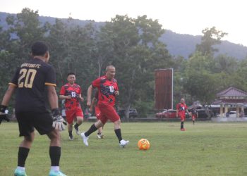 Laga Persahabatan, Penjabat Wali Kota Asripan Nani Cetak Gol