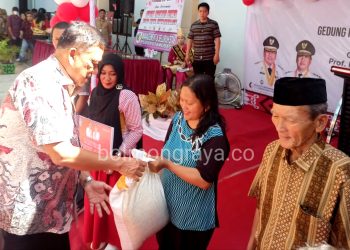 Diserahkan Gubernur Sulut, DKP Kotamobagu Salurkan CBP bagi 5.928 KPM
