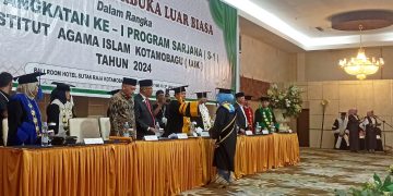 Gelar Sidang Senat Luar Biasa, IAIK Cetak 105 Wisudawan Angkatan Pertama