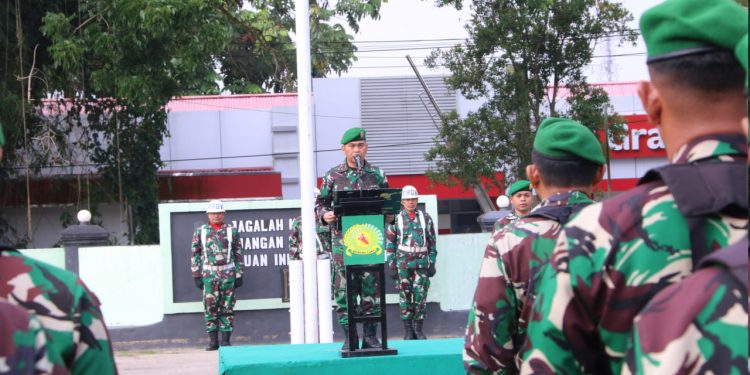 Pimpin Upacara 17an, Kasdim 1303 Bolmong Bacakan Amanat KASAD