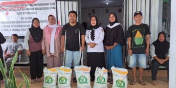 Diserahkan Sangadi, Pemdes Pontodon Timur Salurkan Bantuan CBP bagi 50 KPM