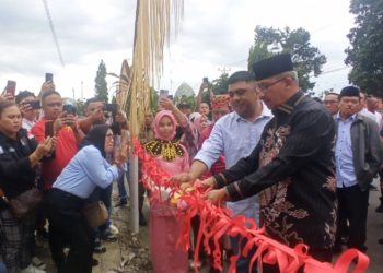 Dihadiri Tokoh BMR, Asripan Nani Resmikan Alun-Alun Boki Hotinimbang