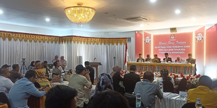 Dibuka Mishart Manoppo, KPU Kotamobagu Gelar Rapat Pleno Rekapitulasi Perolehan Suara Pemilu 2024