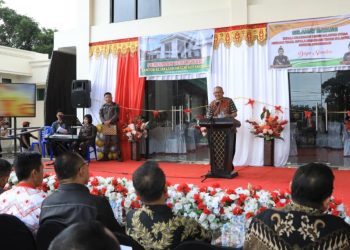 Bersama Sejumlah Kada, Asripan Nani Hadiri Peresmian Gedung Kantor Kejari Kotamobagu