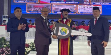 Momentum Dies Natalis ke 68, Pemkot Kotamobagu Hibahkan Bantuan Bus ke IPDN Jatinangor