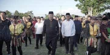 Bupati Limi Dampingi Wagub Steven dalam Safari Ramadan di Desa Tungoi II