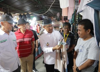 Asripan Nani, Ajak Masyarakat ‘Ba Pumpun’ di Pasar Senggol Kotamobagu