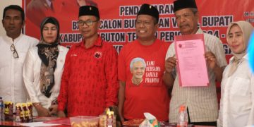 Kembalikan Berkas Pendaftaran Balon Bupati Buteng, La Andi Berpeluang Besar Dapatkan PDI-P