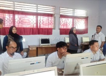 Pastikan Sesuai Prosedur, Ketua Bawaslu Yunita Mokodompit Awasi Pelaksanaan CAT Calon Anggota PPK se Kotamobagu