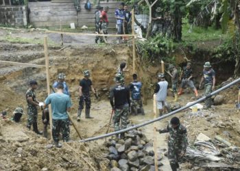 Hari ke Lima, Satgas TMMD Fokus Pemasangan Tiang Pancang Plat Duiker