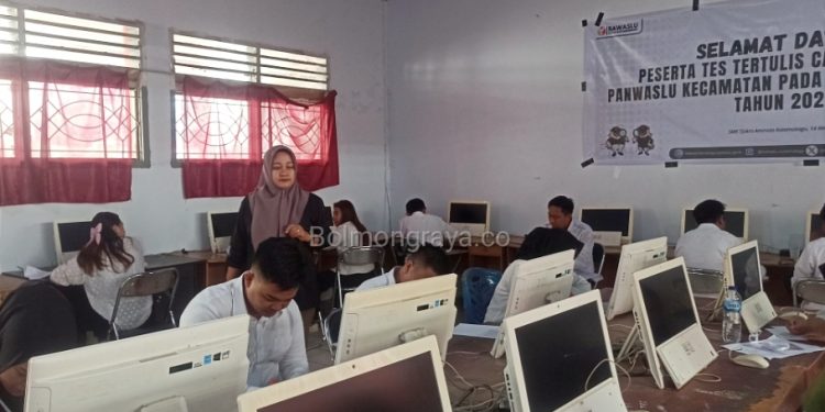 Bawaslu Kotamobagu Gelar Tes Tertulis Calon Panwascam Kategori Pendaftar Baru