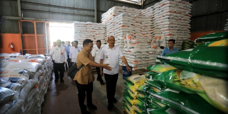 Tekan Laju Inflasi, Pemkot Salurkan 52,89 ton Bantuan CBP untuk Ribuan KPM di Kotamobagu