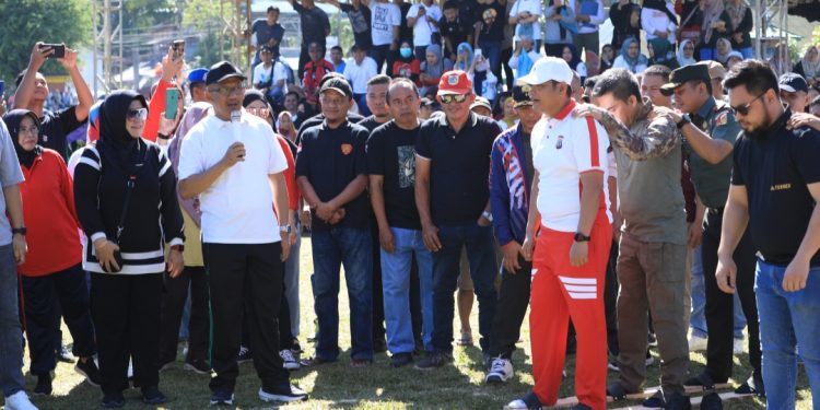Dilepas Asripan Nani, Lomba Gerak Jalan Tingkat SD dan SMP se Kotamobagu Diikuti 86 Regu