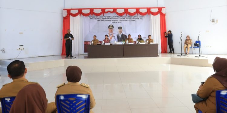 Serahkan SPPDT PBB-P2, Asripan Nani  Minta Lurah Sangadi Maksimalkan Penagihan PBB-P2