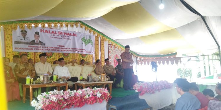 Bupati Limi Hadiri Halal Bihalal di Desa Tudu Aog