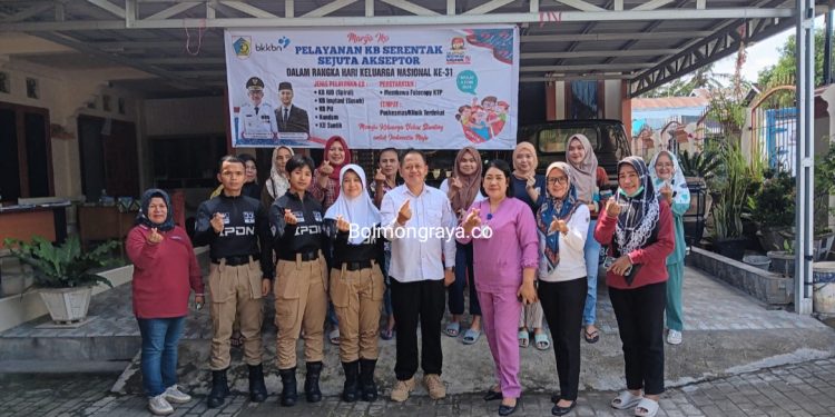 Rangkaian Peringatan Harganas ke 31, Dinas PPKB Kotamobagu Sukses Gelar Pelayanan KB Gratis