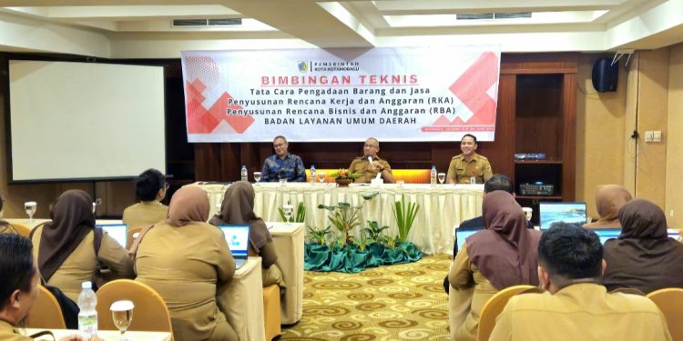 Dibuka Wali Kota, BLUD RSUD Kotamobagu Gelar Bimtek Tata Cara PBJ serta Penyusunan RKA dan RBA