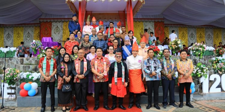 Bersama Wagub Sulut, Asripan Nani Hadiri 120 Tahun Pekabaran Injil GMIBM dan HUT ke – 74 GMIBM Bersinode