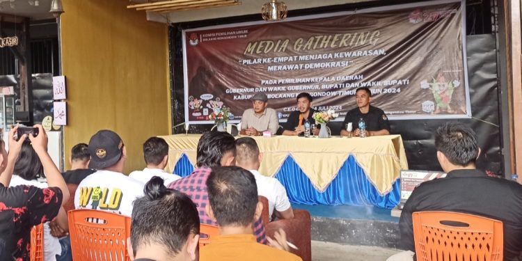 Buka Media Gathering, Ketua KPU Boltim Ajak Insan Pers Turut Sukseskan Seluruh Tahapan Pilkada 2024