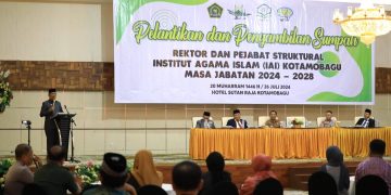 Penjabat Wali Kota Kotamobagu Asripan Nani, Hadiri Pelantikan Rektor IAI Kotamobagu