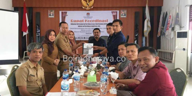 Bahas Hal ini, Asisten I Pemkot Kotamobagu Rapat dengan KPU Kotamobagu