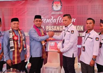 Pasangan ADIL Resmi Mendaftar di KPU Buteng 
