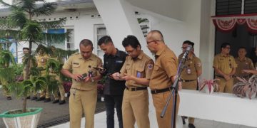 Cegah Judi Online, Asripan Nani Periksa Handphone ASN Pemkot Kotamobagu