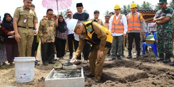 Komitmen Majukan Dunia Pendidikan, Asripan Nani Letakan Batu Pertama Pembangunan Kampus UDK